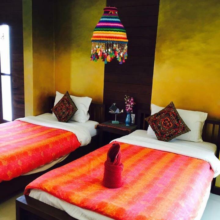 Soi One Boutique Bedrooms Pai Luaran gambar